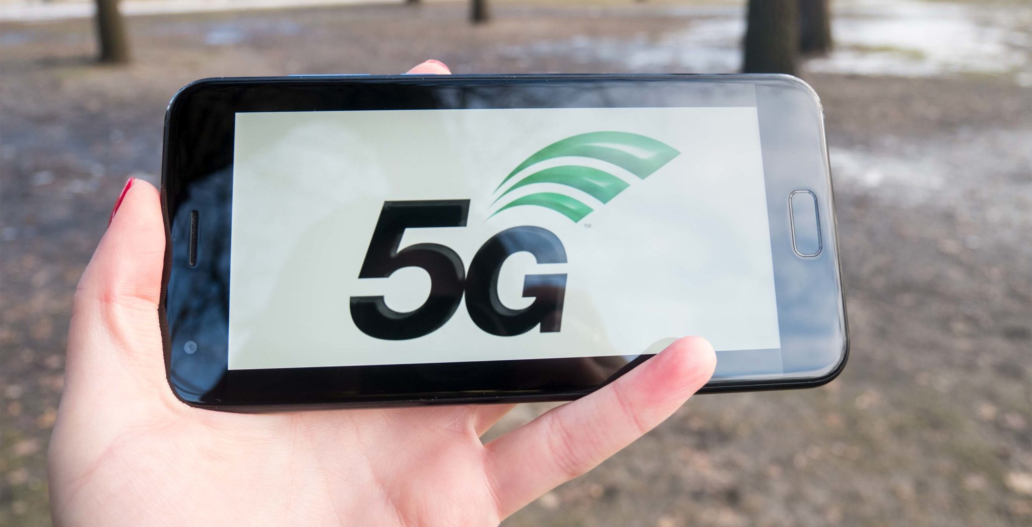 Time to check 5G phone in the new 2019 year