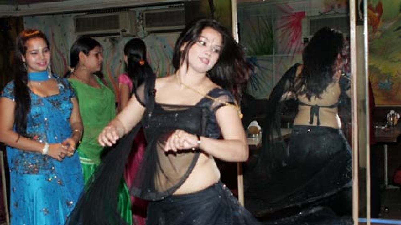 70000 Dance girls would get their jobs back  Bharatiya Bar Girls Union Jubilant after SC verdict