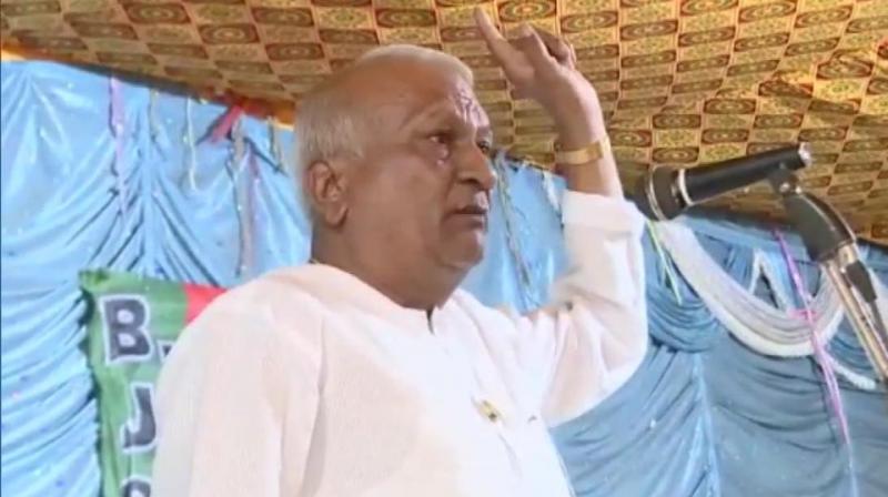 BJP MLA calls Karnataka CM Kumarasamy a buffalo