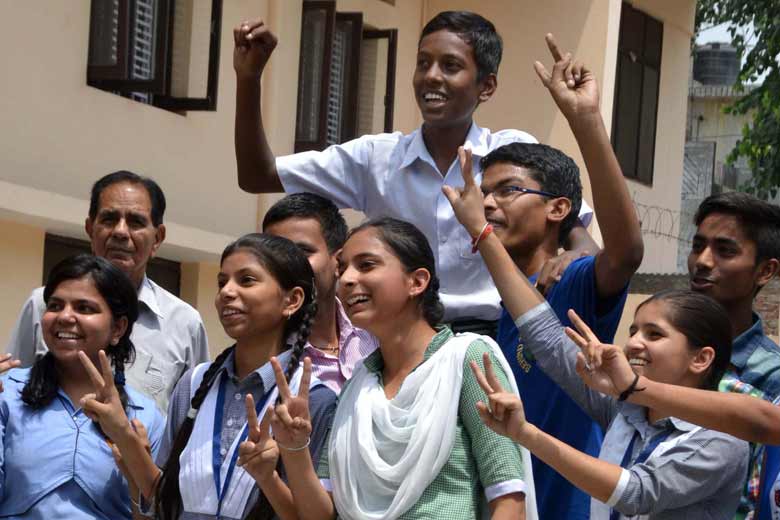 12th CBSE Results : Govt aided Schools outsmarts private schools