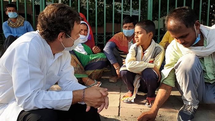 Rahul Gandhi met Migrant workers in Street  and asks Modi Govt to put money in people hand