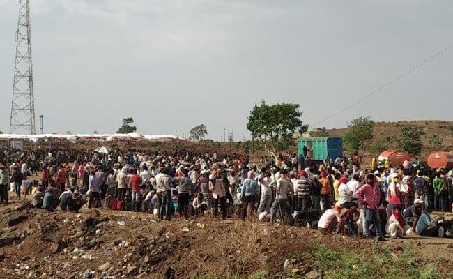 ohtskrt migrants protest near madhya pradesh