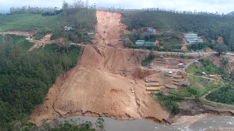 Kerala 20 houses landslide swept  toll  rises to 43 and still  many missing