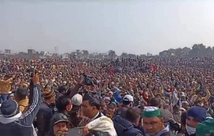 Rakesh Tikait’s emotional speech turned deserted protest site to lakhs of roaring farmers in Uttar pradesh