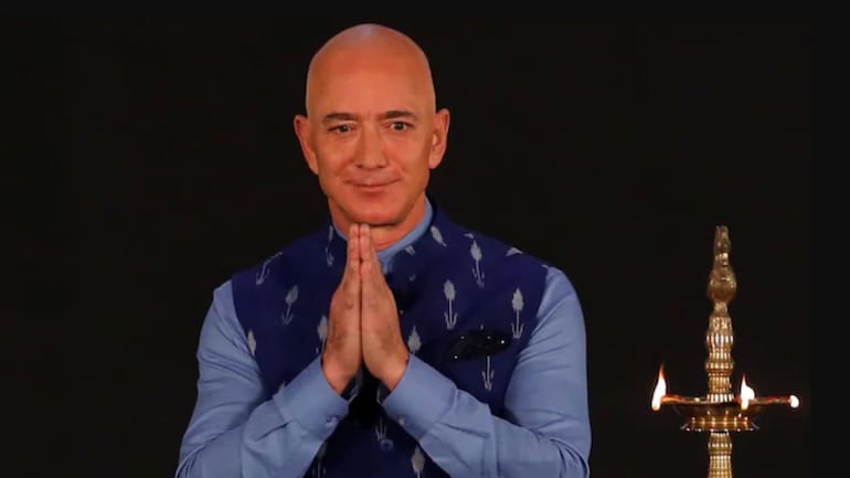 Amazon.com Inc founder Jeff Bezos to resign