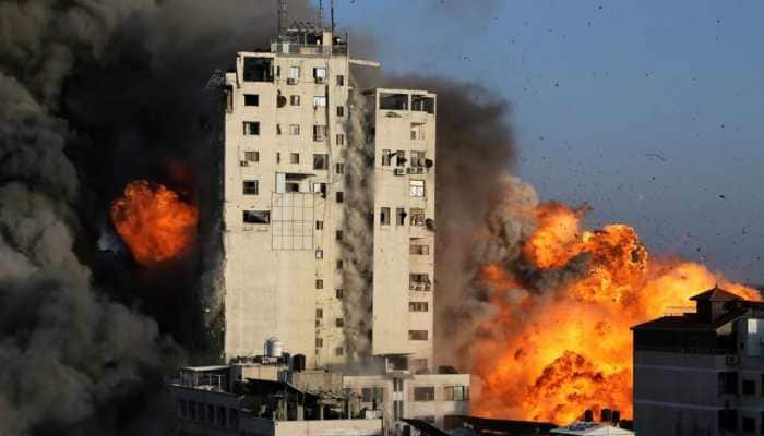 Israel strike 2800 rockets over Gaza Strip killed 140 Palestinians and injured 1300