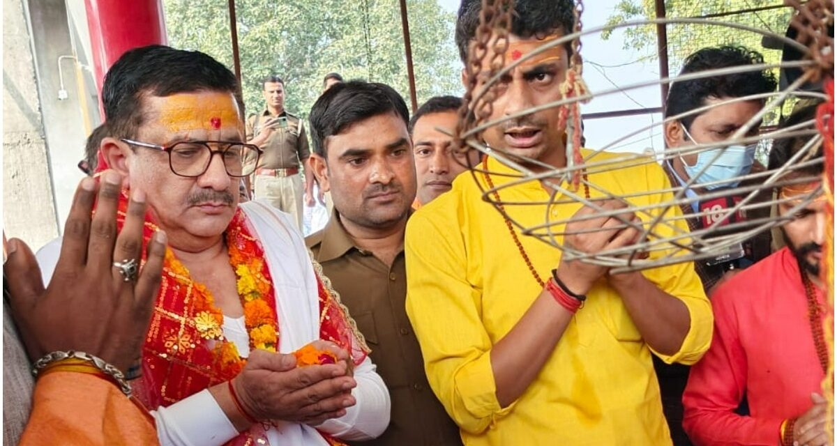 Wasim  Rizvi converted to Hindu at dasna temple but his caste  not disclosed