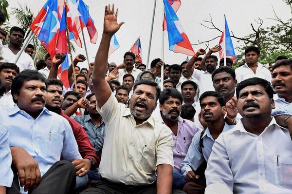 Vengaivayal water tank to be pulled down says VCK MP Thiruma